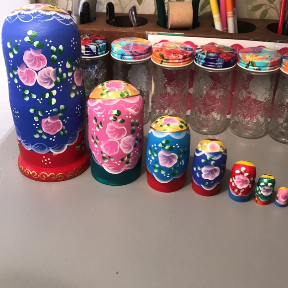 Russian Nesting Dolls Matryoshka (7 piece set) wooden hand painted - Picture 14 of 16